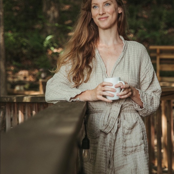 Linen Waffle Robe - Picture 2 of 6